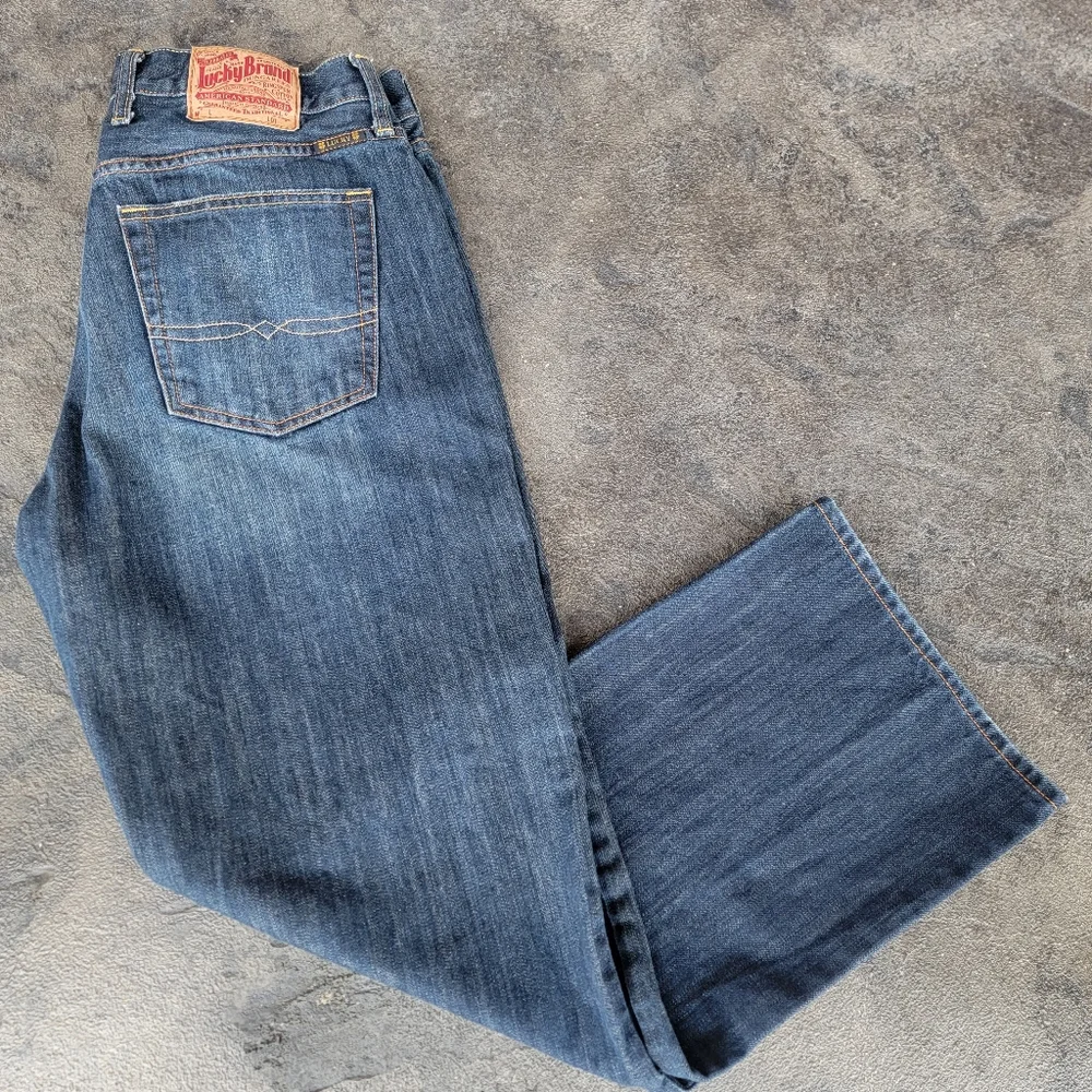 Men's Lucky Brand Dark Fade Relaxed Straight Leg Short Inseam Jeans Size 34